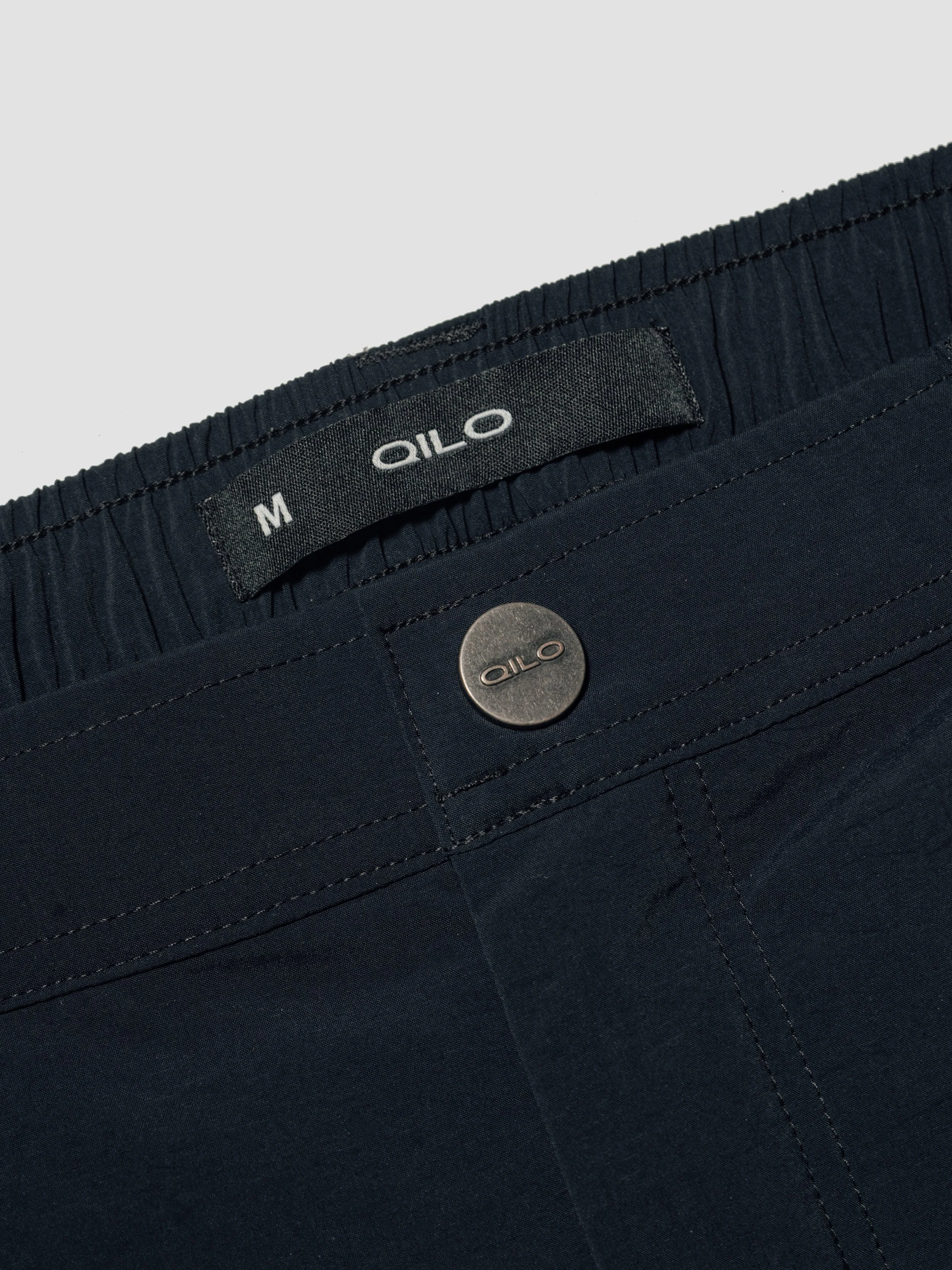 Altis Pant in Midnight Panther - QILO